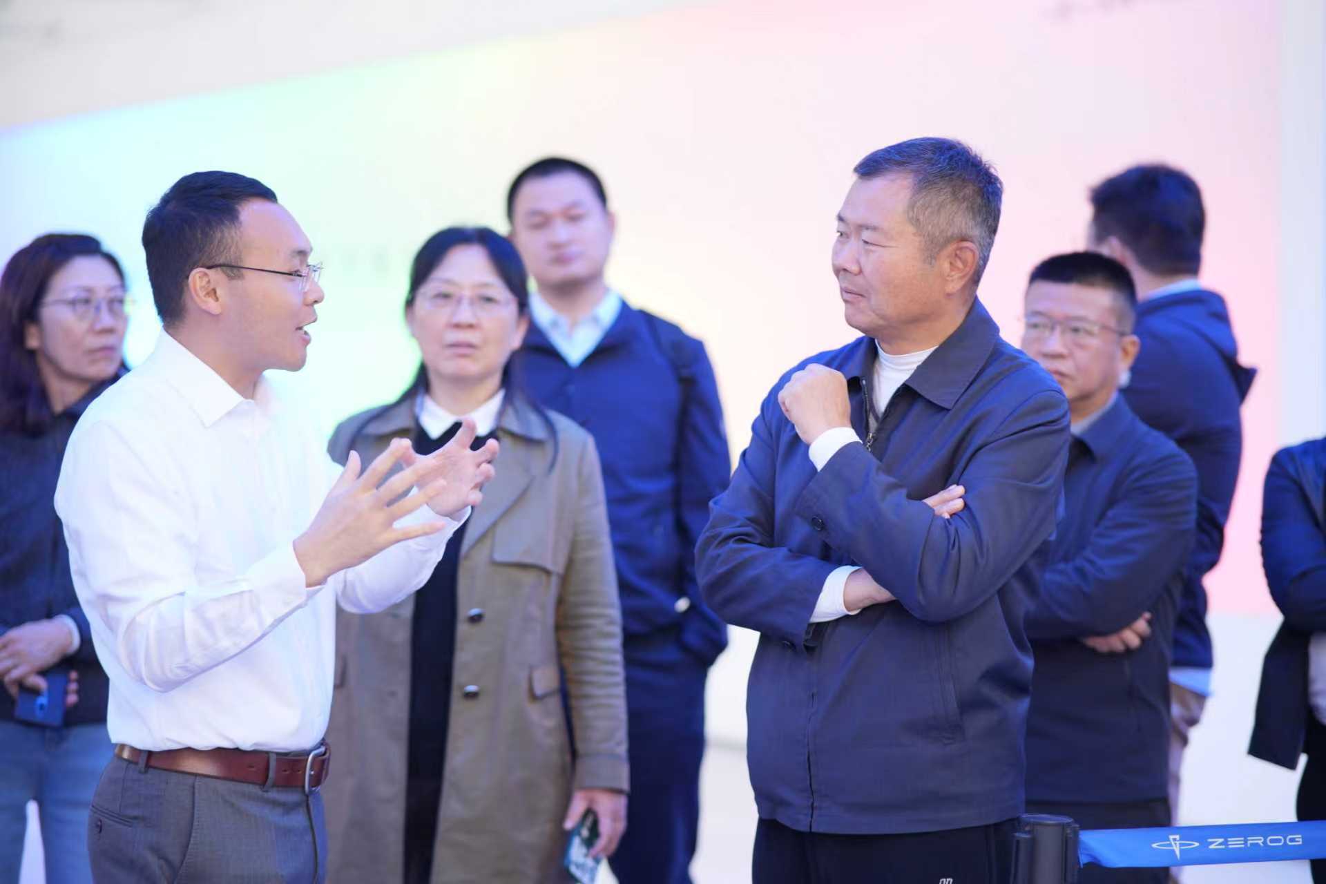中国民航局原副局长李健一行莅临j9国际集团飞机工业调查调研